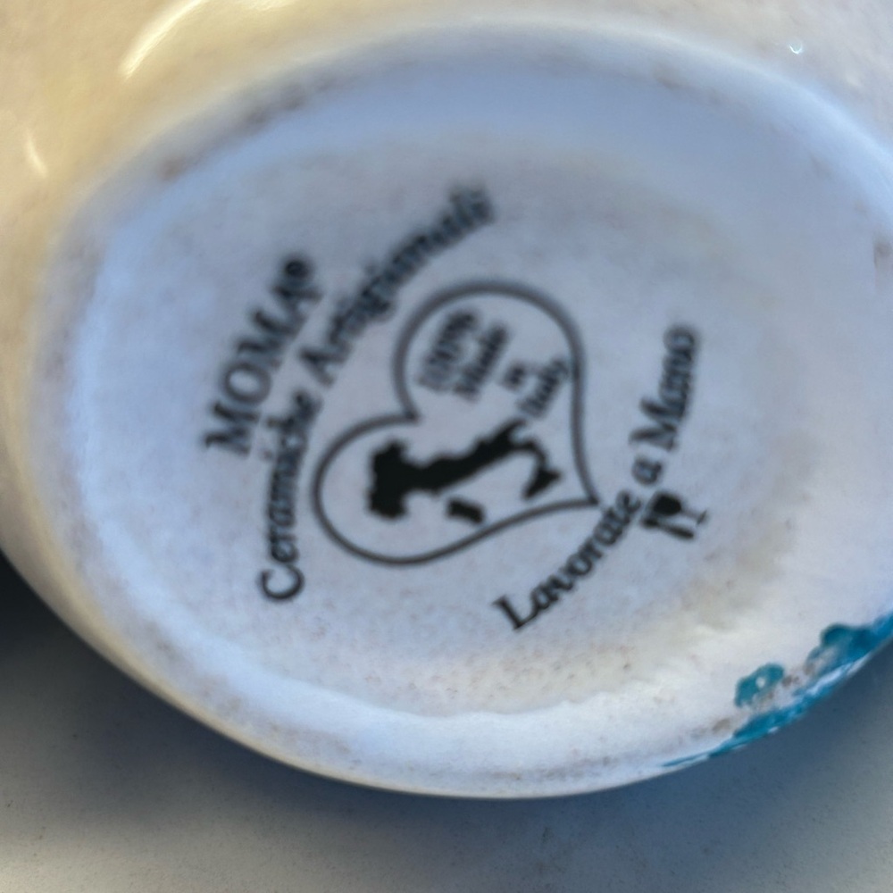 Set hand painted Italian petite creamers - Picture 9 of 10